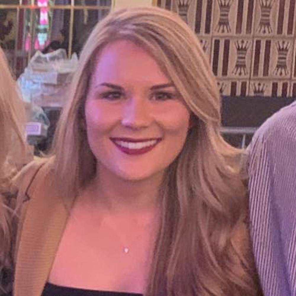 Meet your Posher, Kelly
